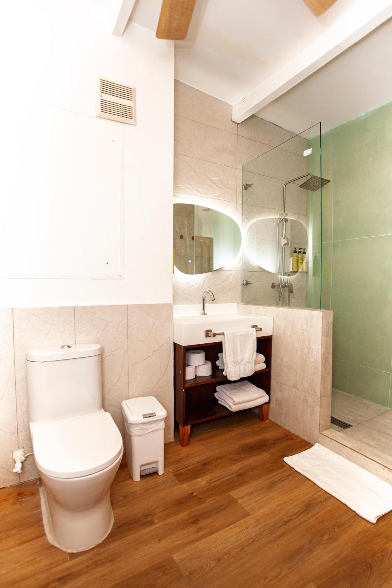 Hotel Cocoplum 4*
